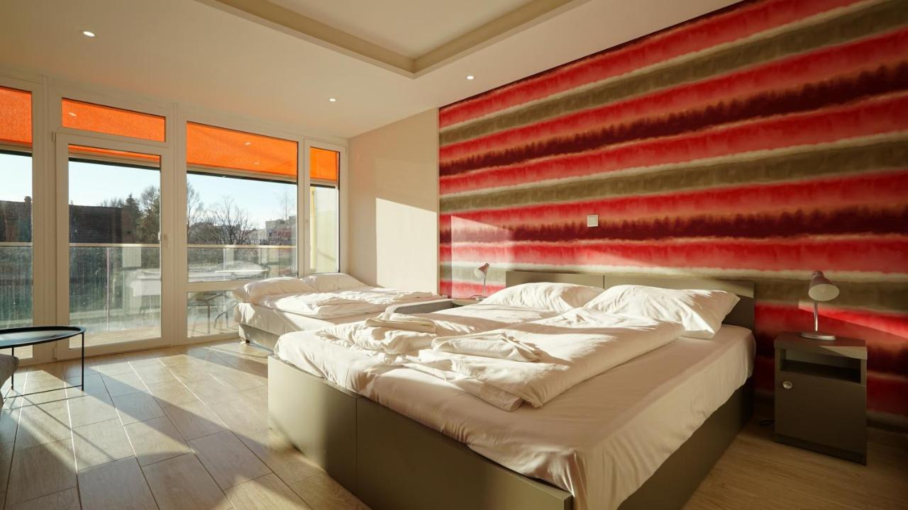 Colors Holiday Hotel Siófok Eksteriør bilde